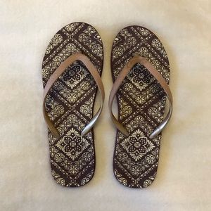 Aeorpostale flip flops 7/8